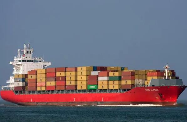 散货船海运公司促进着全球经济的繁荣和发展