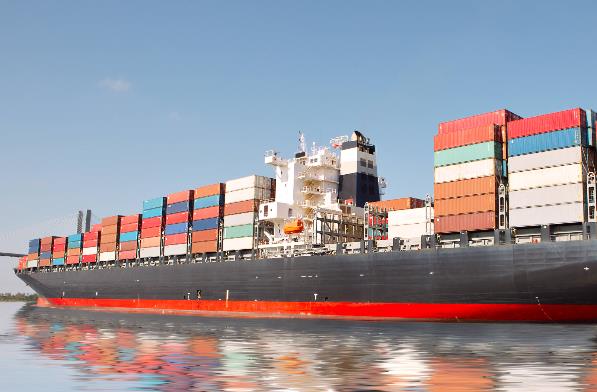 干散货船背后的行业经济链条及其对国际贸易的重要性不容忽视