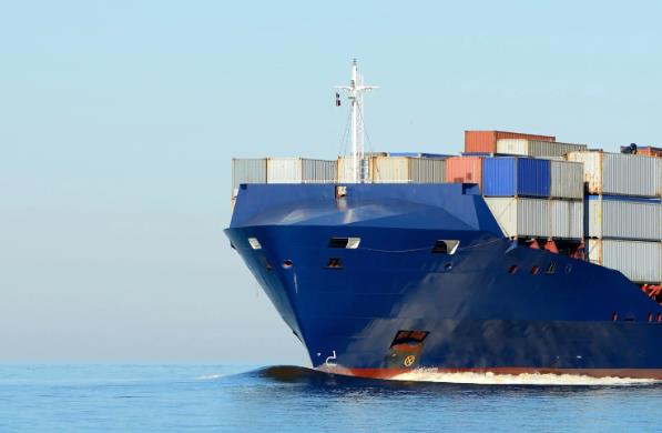 散货船海运公司推动了全球物流网络的发展和完善