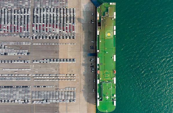 上海散货船是上海港口的重要组成部分
