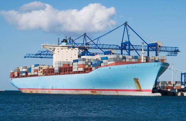 散货船海运的重要性、优势以及面临的挑战有哪些？