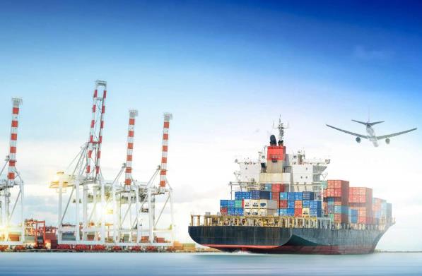 5000吨的散货船成为了航运业界瞩目的焦点