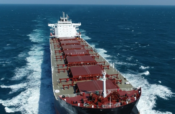 散货船海运公司推动了全球贸易的繁荣，也促进了世界各国经济联系