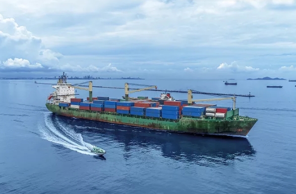 海运散货船是国际贸易重要组成部分，将继续面临着各种挑战和机遇