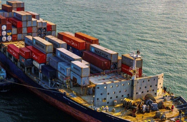 国际海运散杂货船运作为国际贸易的重要组成部分，其重要性不言而喻